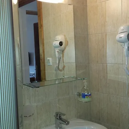 招待所 Hanna Szobai